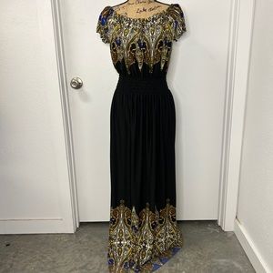 NWT- Bella Berry maxi dress, size 2X.